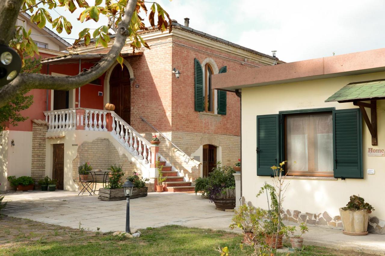 La Casa Di Andrea Hotel Киети Екстериор снимка